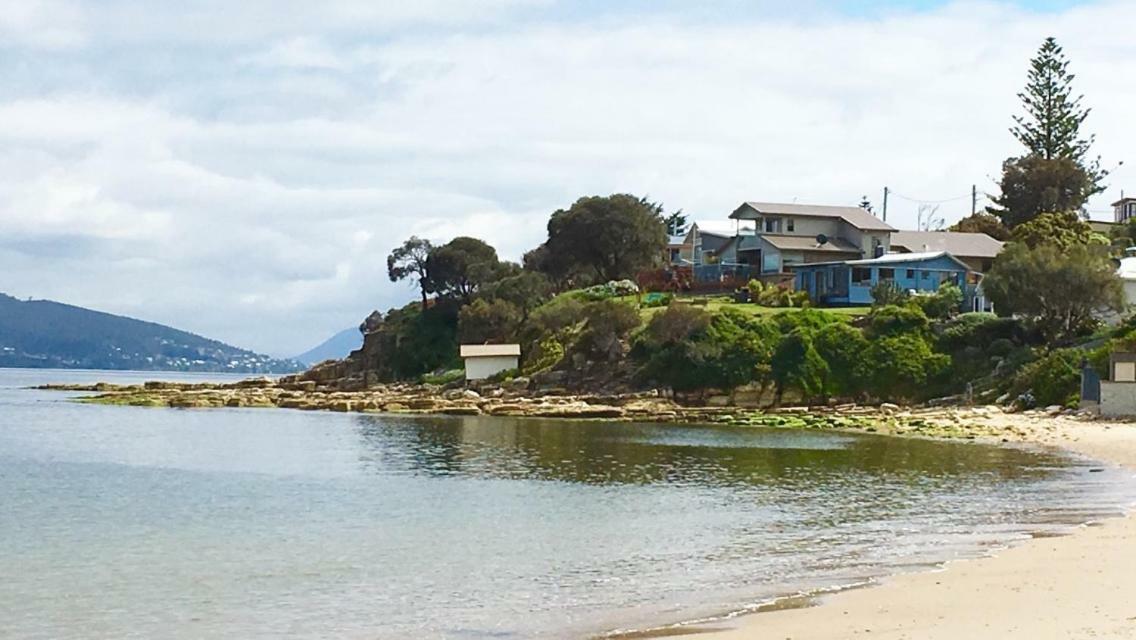 Beach buoy South Arm Exterior foto